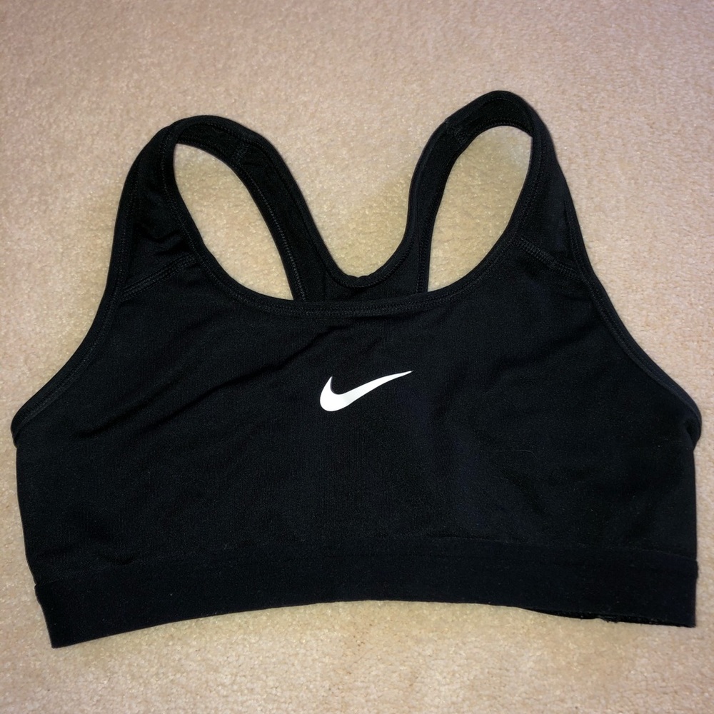 Black Nike sports bra